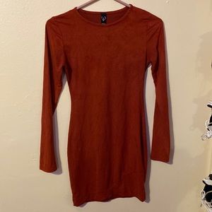 Burgundy velvet mini long sleeve dress